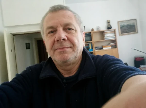 Derek (67)